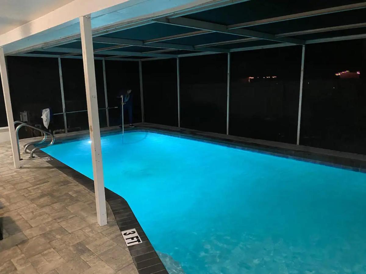 Spacious 5 Bedrooms 3 Bathrooms Family-Friendly Home With Heated Salt Pool Clearwater Dış mekan fotoğraf
