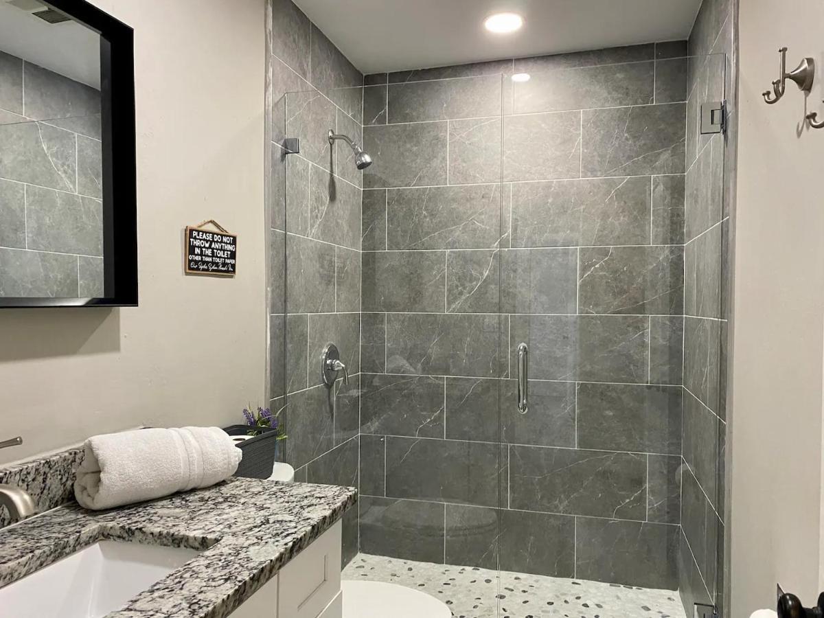 Spacious 5 Bedrooms 3 Bathrooms Family-Friendly Home With Heated Salt Pool Clearwater Dış mekan fotoğraf